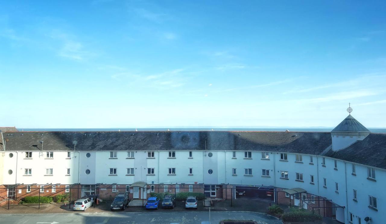 Elegant And Bright Seaside Apt In Swansea Marina Exteriör bild